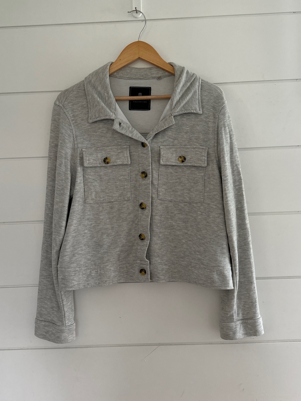 Sweater Coast “Bagatelle”- Button down - Light Grey - Size: Large